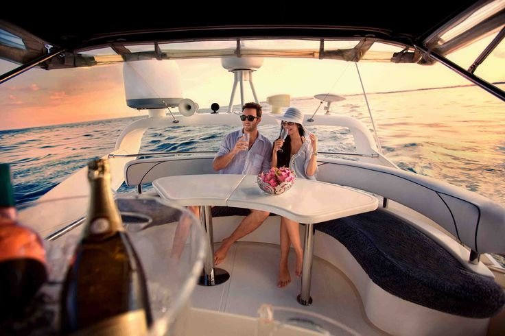 Romantic Dubai: Honeymoons, Proposals, and Couple Getaways Fly-For-Holidays
